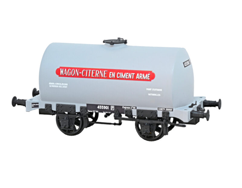 Wagon citerne en ciment armé (modèle à assembler)